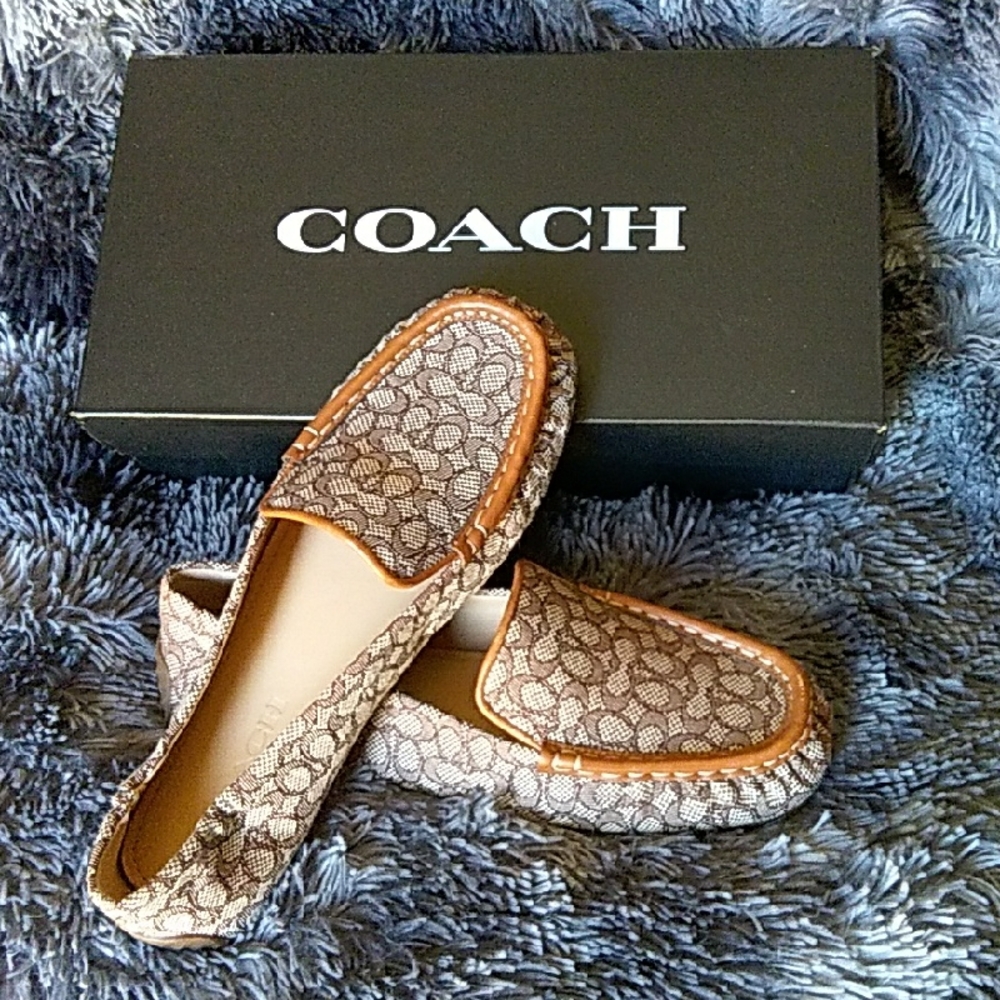 Coach Women's Ronnie Patterned Brown Moccasins SIZE 7